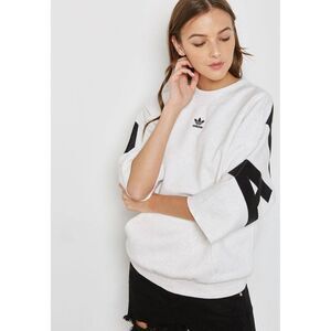 ADIDAS S oversized graphic sweatshirt